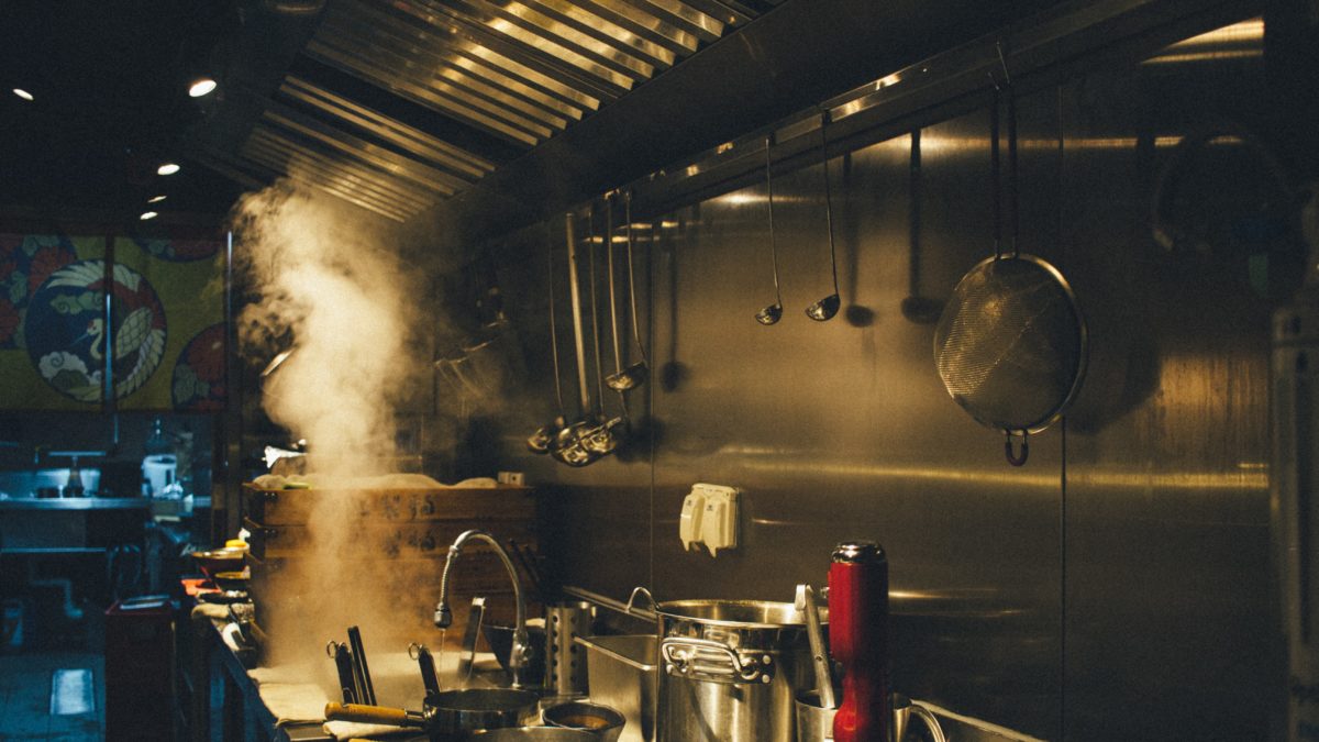 dark kitchens madrid